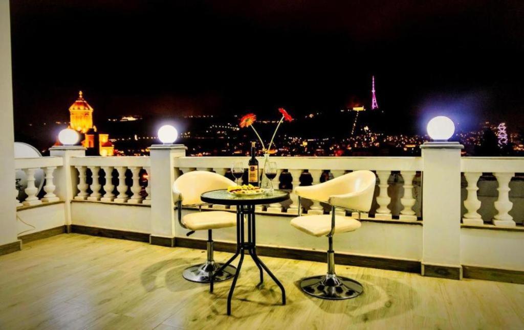 Hotel White House Tiflis Exterior foto
